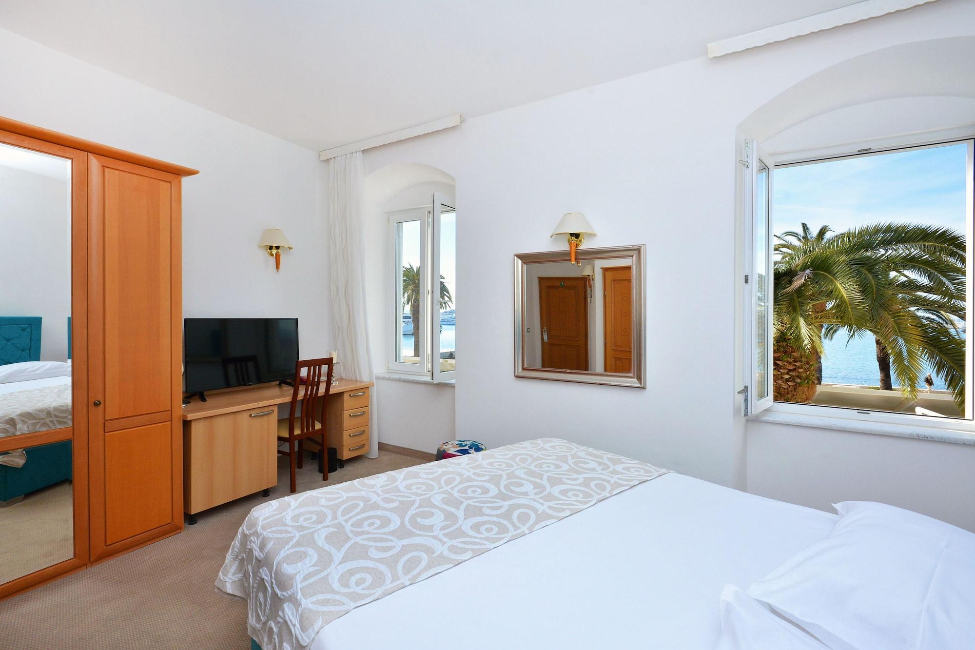 Hotel Adriana Split Exterior photo