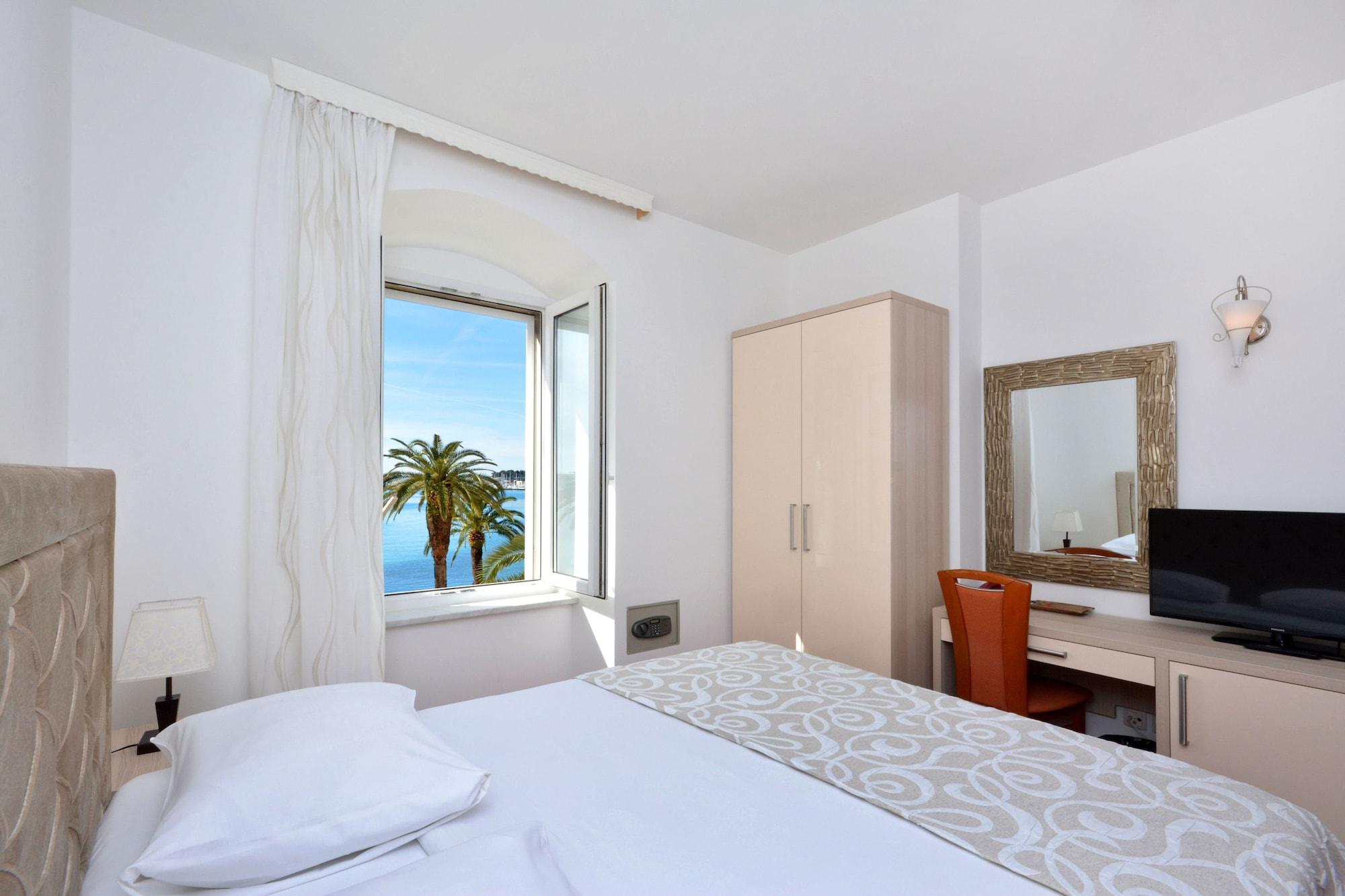 Hotel Adriana Split Exterior photo